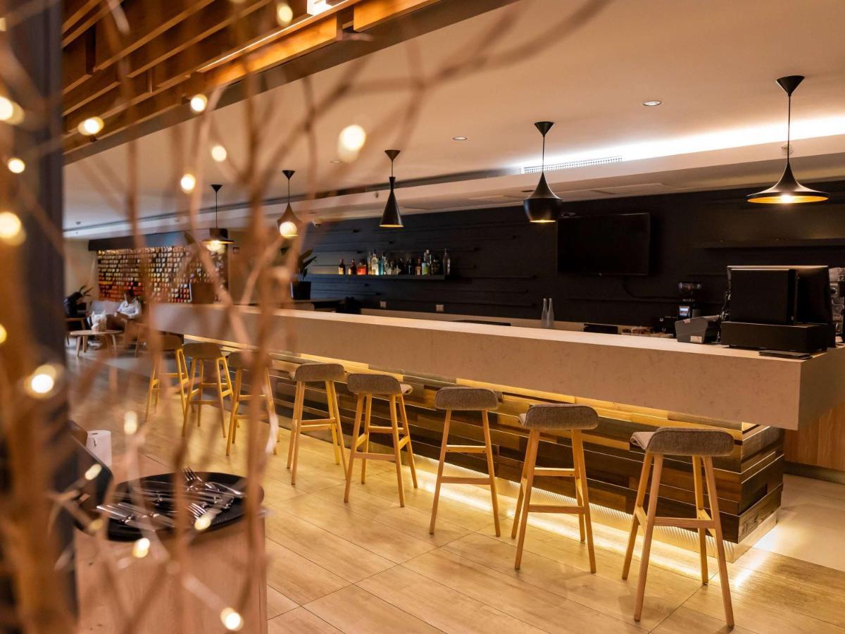 Mercure Concepción Екстериор снимка